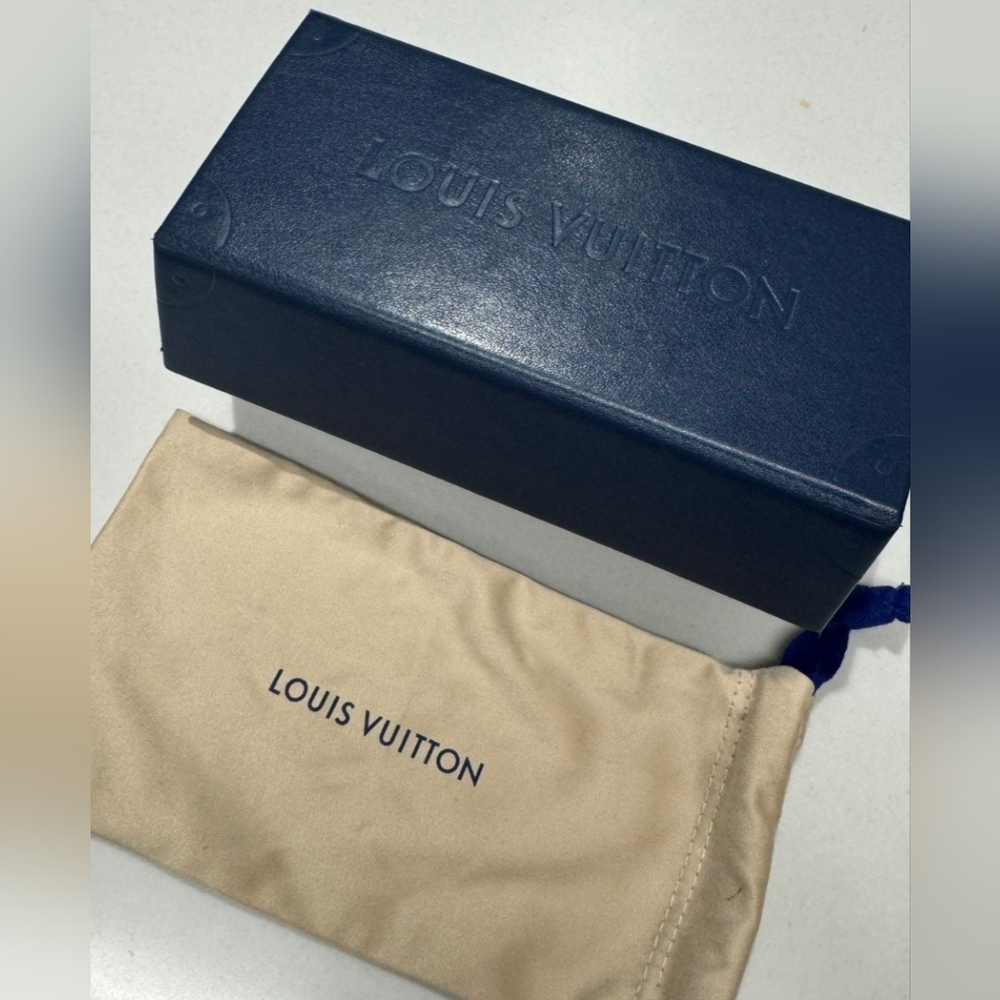 ☀️1 Btl✅️ LOUIS VUITTON LOVERS FRAGRANCE💯100ML BOTTLE ➕️ 💥6pc=12ML ✅️ - Picture 10 of 16